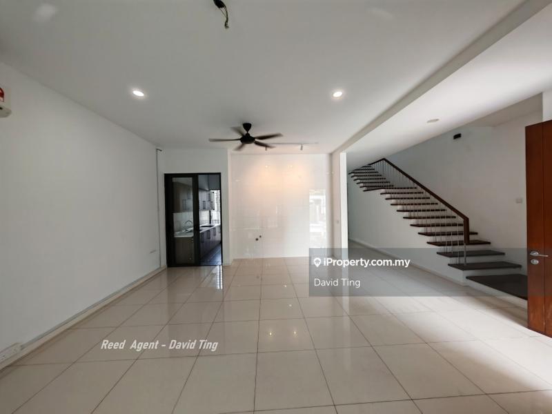 Rumah Teres 3-Tingkat untuk Dijual di Lake Fields, Sungai Besi oleh David Ting - iProperty.com.my