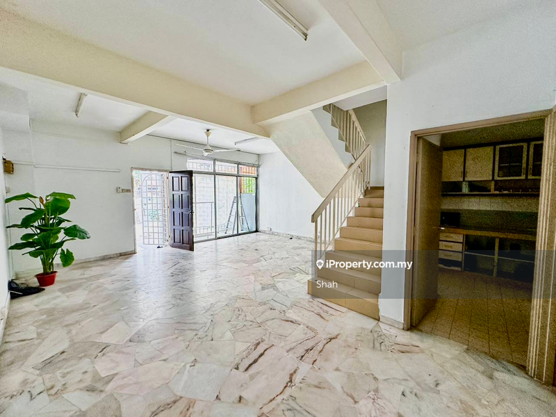 Rumah Teres 2-Tingkat untuk Dijual di Kelana Jaya, Petaling Jaya oleh Shah - iProperty.com.my