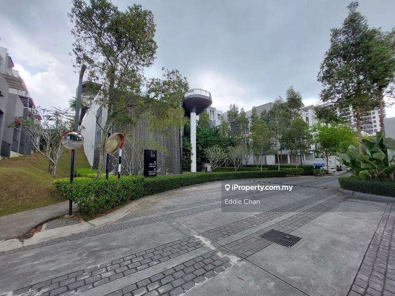 Rumah Berangkai 3 Tingkat untuk Dijual di 16 Quartz Courtyard Villa, Melawati oleh Eddie Chan - iProperty.com.my
