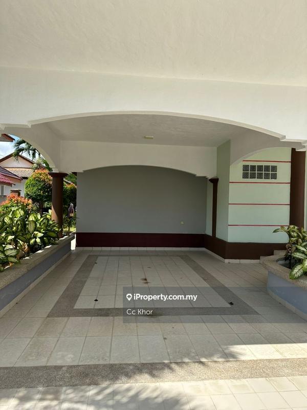 Bungalow House for Sale in Kuala Ibai, Kuala Terengganu by CC Khor - iProperty.com.my