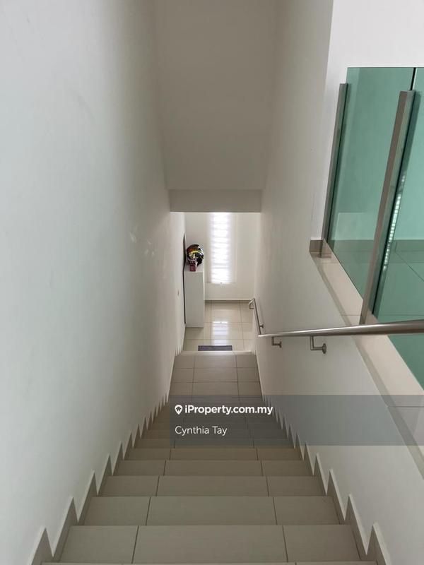 Rumah Teres 2-Tingkat untuk Dijual di Taman Ara Sendayan, Bandar Sri Sendayan oleh Cynthia Tay - iProperty.com.my