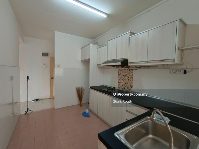 For Sale - Pangsapuri Bayu Suria (Summerfields Apartments)