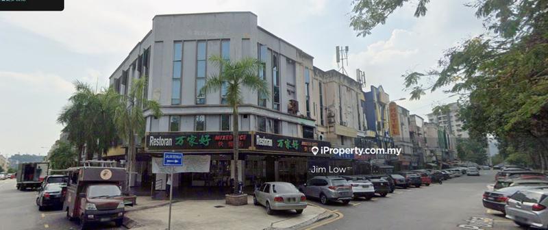 For Sale - Medan Putra Menjalara , good / prime location for investment or own use
