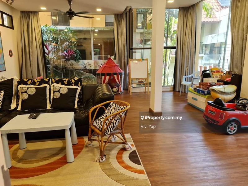 Banglo untuk Dijual di Hill villa Gita bayu, Seri Kembangan oleh Vivi Yap - iProperty.com.my
