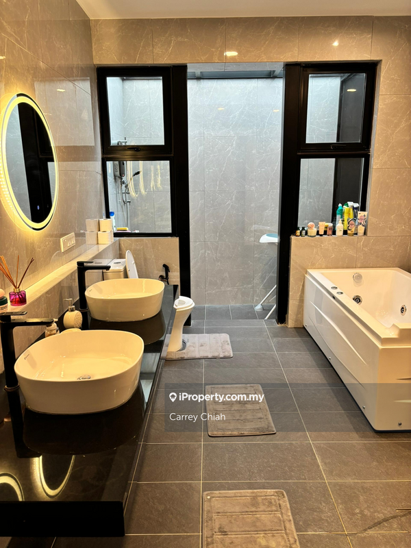 Semi-Detached House for Sale in Lake Edge, Puchong by Carrey Chiah - iProperty.com.my