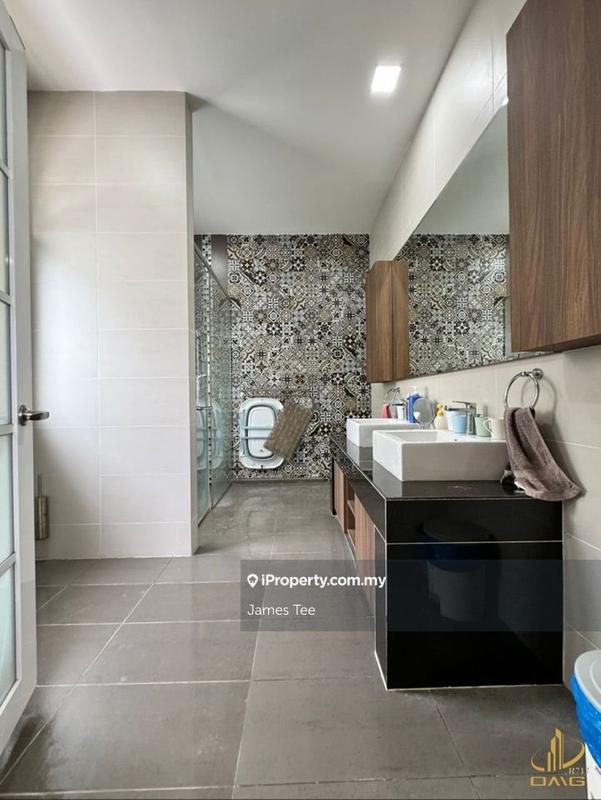 Rumah Berkembar untuk Dijual di Setia Utama, Setia Alam oleh James Tee - iProperty.com.my