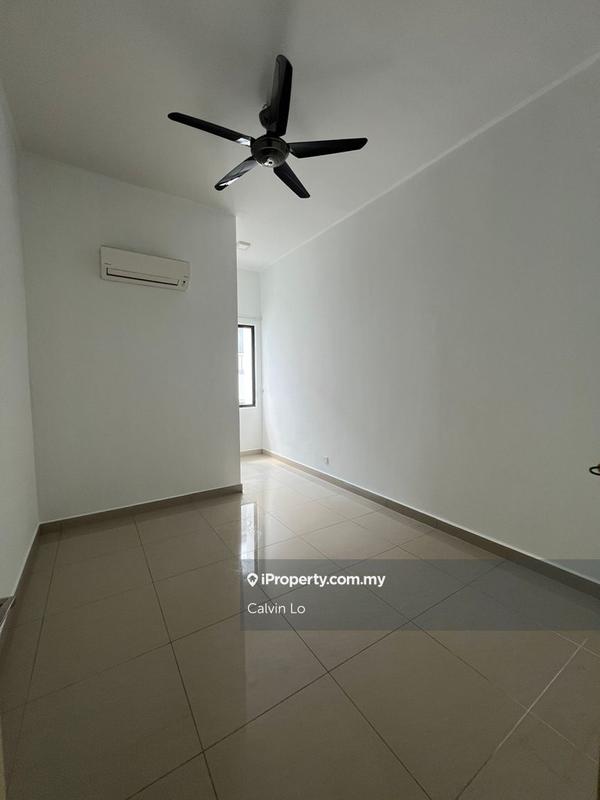 3-storey Terraced House for Sale in Kinrara Residence, BK, Damai Utama, Puchong, Puchong by Calvin Lo - iProperty.com.my