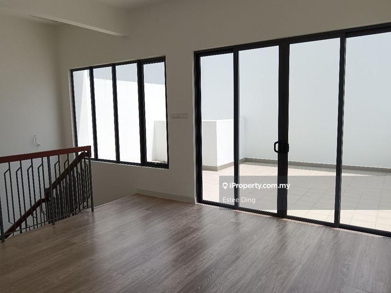 Rumah Berkembar untuk Dijual di Abadi Heights, Puchong oleh Estee Ding - iProperty.com.my