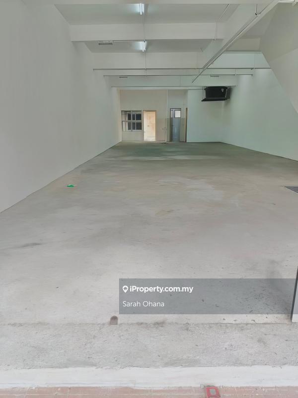 For Rent - Pusat Perdagangan Seri Kembangan – Shoplot – Ground Floor Main Road Frontage