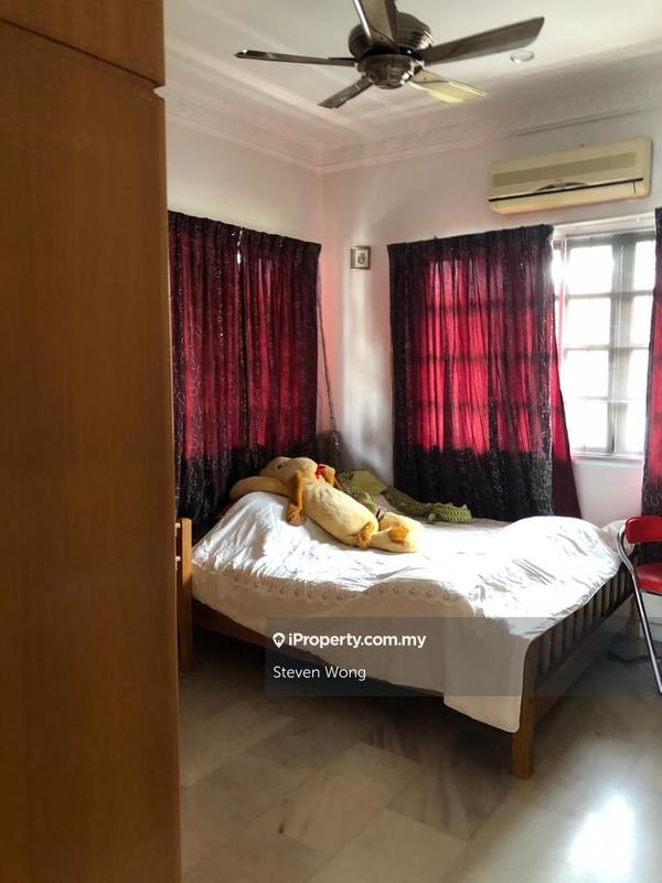 Bungalow House for Sale in Taman Bukit Desa, Taman Desa by Steven Wong - iProperty.com.my