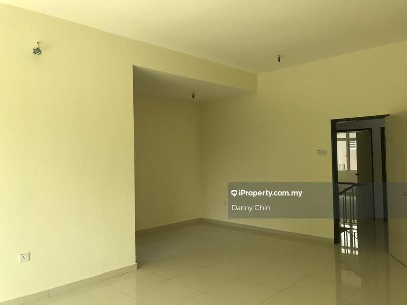 2-storey Terraced House untuk Dijual di Taman Banting Baru, Banting oleh Danny Chin - iProperty.com.my