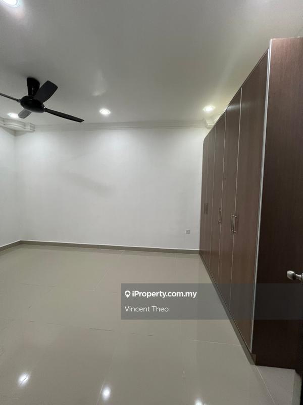 Condominium for Sale in Armanee by Vincent Theo - iProperty.com.my
