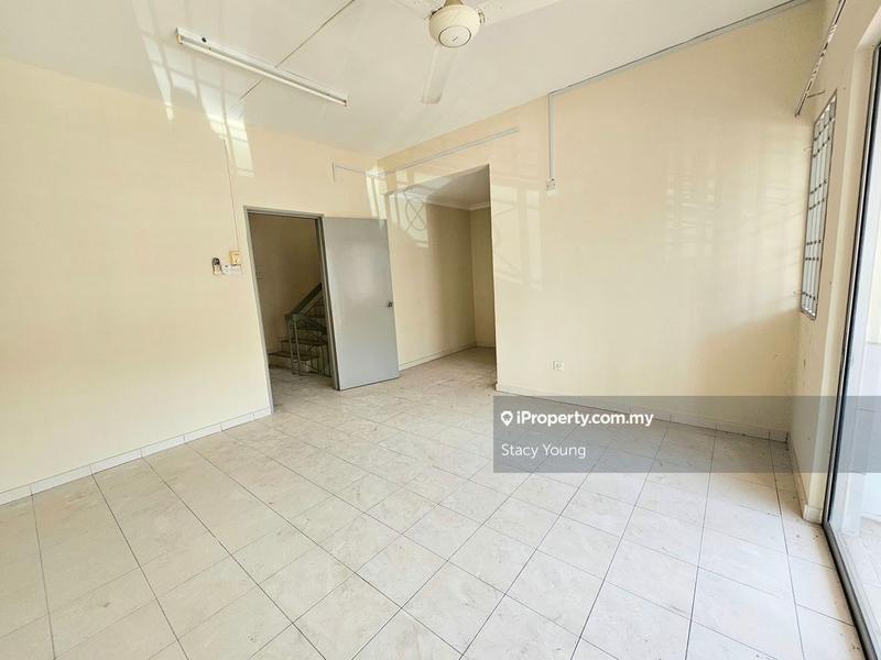 2.5-storey Terraced House for Sale in Bandar Mahkota Cheras, Cheras by Stacy Young - iProperty.com.my