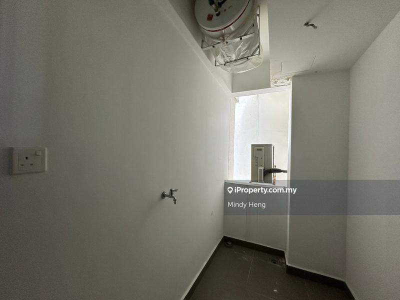 Service Residence for Sale in Molek Pulai by Mindy Heng - iProperty.com.my