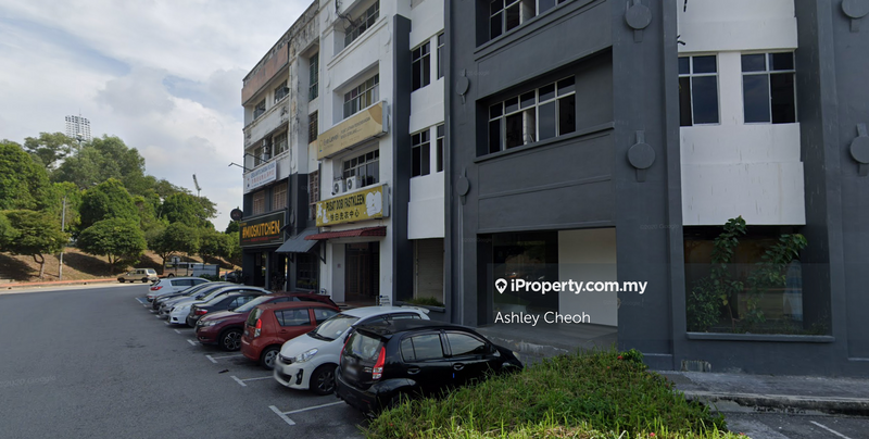 For Sale - 3 Storey Shop Lot, Face BUSY Main Road, BK 5,  Bandar Kinrara Puchong