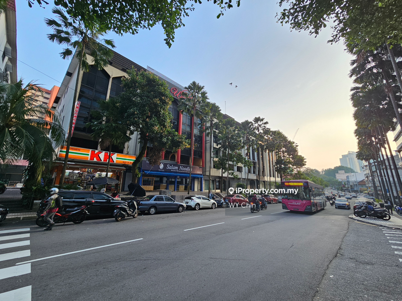 For Sale - 2 STOREY RARE UNIT ,JALAN TELAWI,JALAN MAAROF,LORONG MAAROF