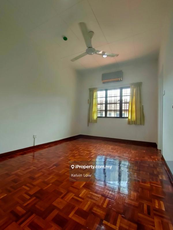 Townhouse for Sale in Kota Damansara, Selangor by Kelvin Low - iProperty.com.my