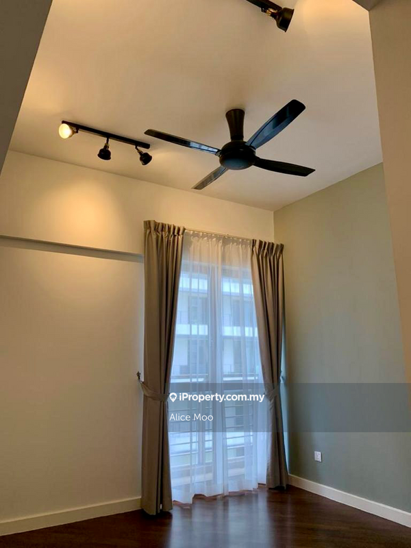 For Rent - Hampshire Park Condominium