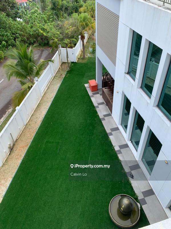 Banglo untuk Dijual di New Bungalow, Lestari Perdana 4, Seri Kembangan oleh Calvin Lo - iProperty.com.my