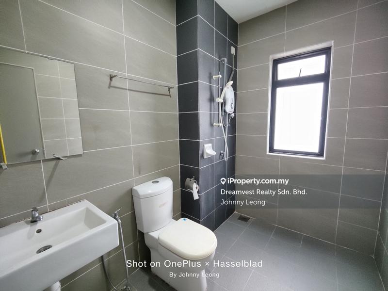 Residensi Servis untuk Dijual di HYVE oleh Johnny Leong - iProperty.com.my