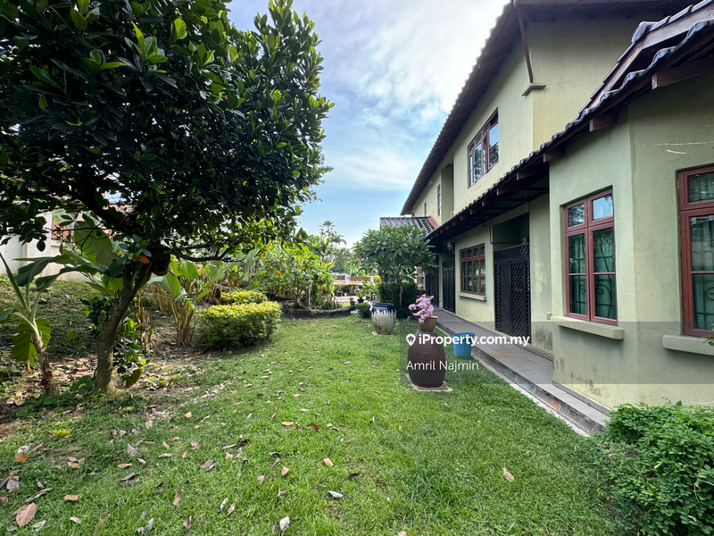 Bungalow House for Sale in Seksyen 8, Shah Alam by Amril Najmin - iProperty.com.my