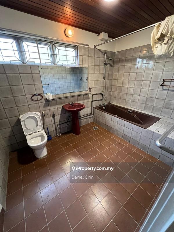Bungalow House for Rent in Taman Hillview, Ulu Kelang by Daniel Chin - iProperty.com.my