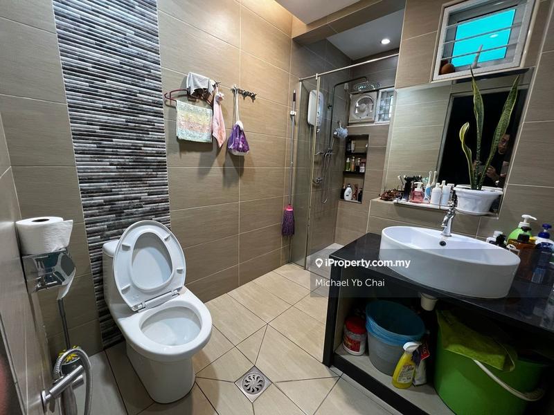 Rumah Teres 2-Tingkat untuk Dijual di Taman Bukit Serdang, Seri Kembangan oleh Michael Yb Chai - iProperty.com.my