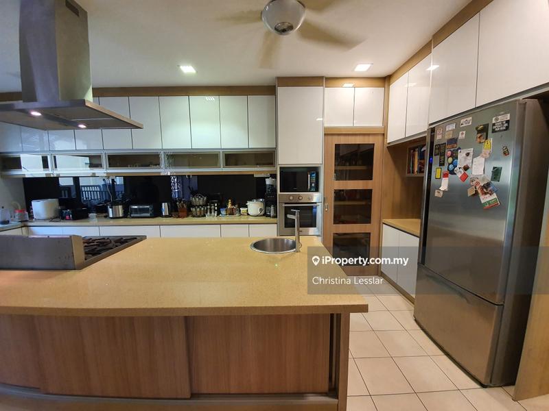 Rumah Teres 2.5-Tingkat untuk Dijual di USJ Heights, Subang Jaya oleh Christina Lesslar - iProperty.com.my