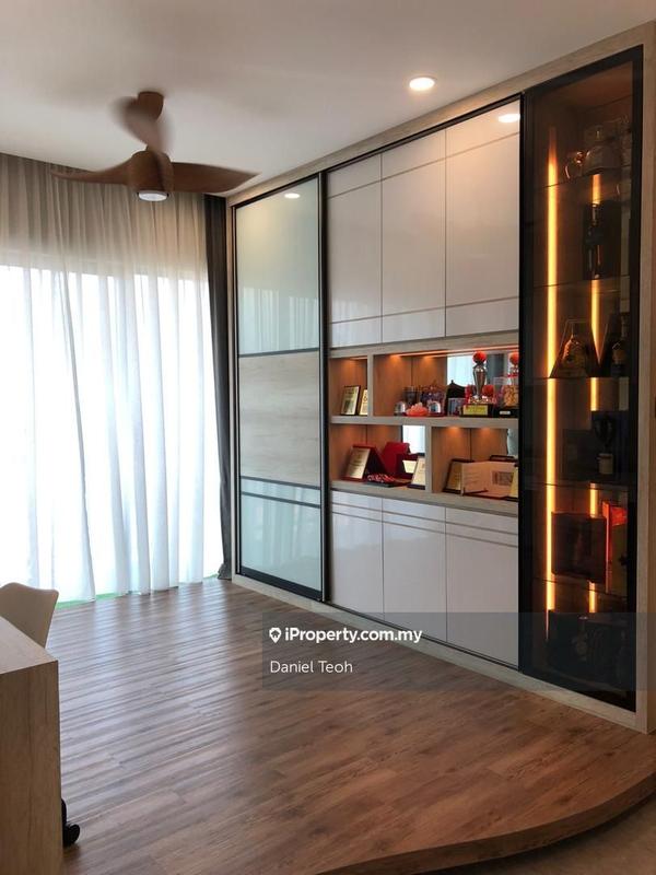 Condominium for Rent in Infinity Beachfront Condominium by Daniel Teoh - iProperty.com.my