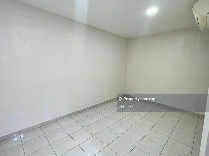 Rumah Berangkai 1.5 Tingkat untuk Dijual di Taman Saujana Indah, Bukit Katil oleh Jean Tay - iProperty.com.my