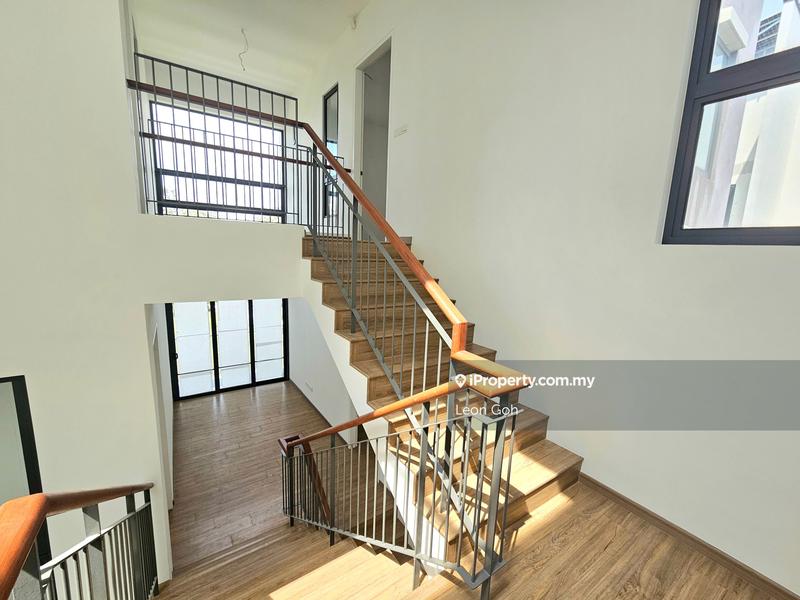Rumah Berangkai 3 Tingkat untuk Dijual di Twentyfive7, Tanjong Duabelas oleh Leon Goh - iProperty.com.my
