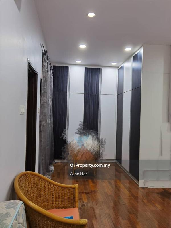 Townhouse for Sale in 16 Sierra, Puchong by Jane Hor - iProperty.com.my