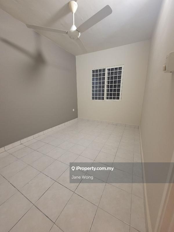 Rumah Flat untuk Dijual di Flora Damansara Flat oleh Jane Wong - iProperty.com.my