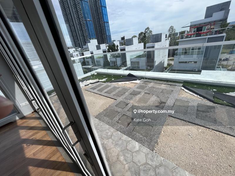 Bungalow House untuk Dijual di Lakefront Villa, Cyberjaya oleh Kate Goh - iProperty.com.my
