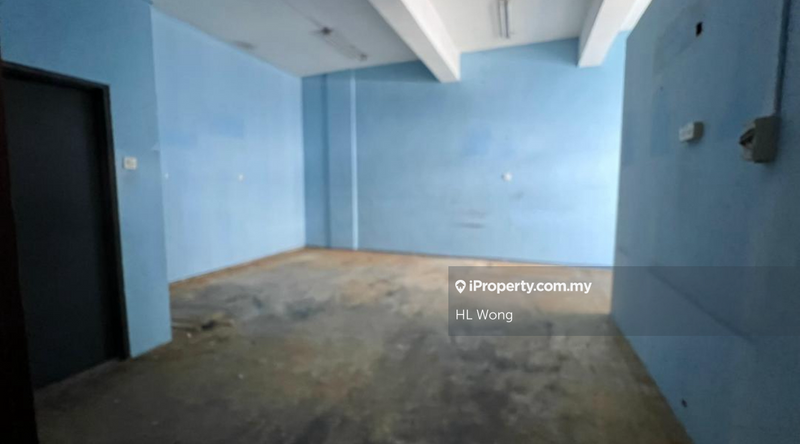 Warehouse for Sale in Section 13, Petaling Jaya by HL Wong - iProperty.com.my