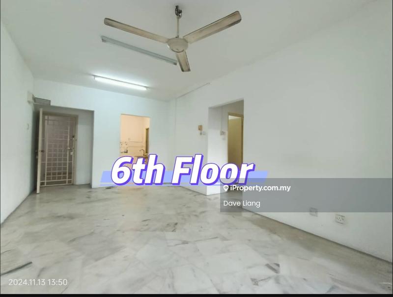 Apartment untuk Dijual di Kenanga Apartments oleh Dave Liang - Living Room - iProperty.com.my