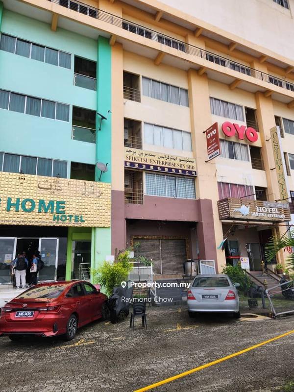 For Rent - Pelangi Mall