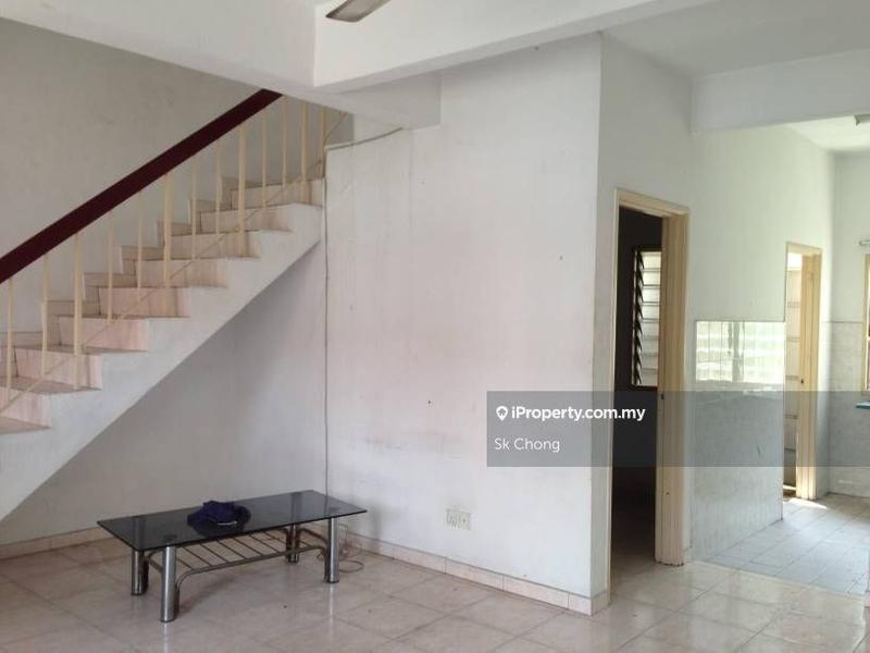 Rumah Teres 2-Tingkat untuk Dijual di TAMAN PUCHONG UTAMA, Puchong oleh Sk Chong - iProperty.com.my