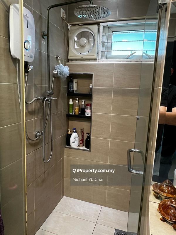 Rumah Teres 2-Tingkat untuk Dijual di Taman Bukit Serdang, Seri Kembangan oleh Michael Yb Chai - iProperty.com.my