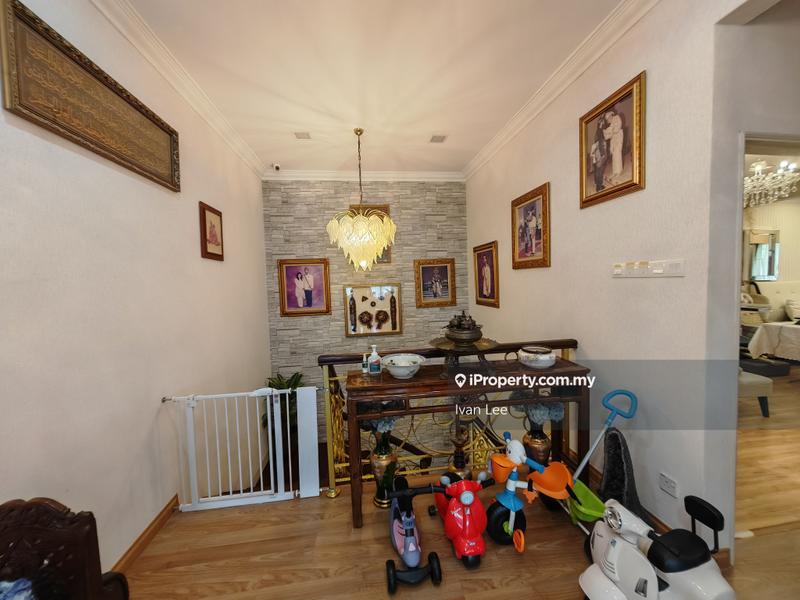 Rumah Berkembar untuk Dijual di Kelana Jaya, Petaling Jaya oleh Ivan Lee - iProperty.com.my