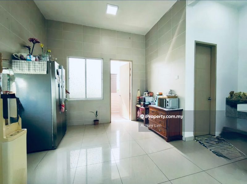 Rumah Berkembar untuk Dijual di Taman Emas, Dengkil oleh Ashley Lim - iProperty.com.my