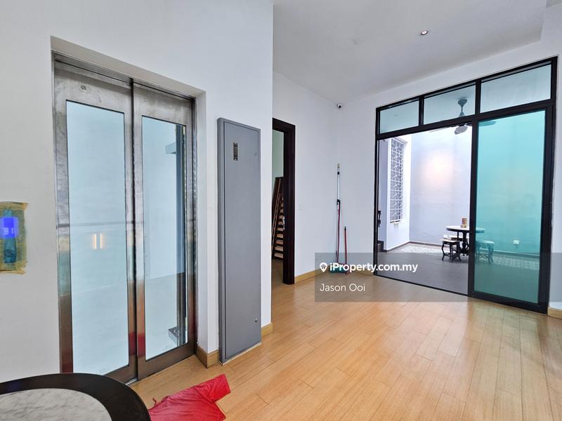 Rumah Berkembar untuk Dijual di Putra Heights, Subang Jaya oleh Jason Ooi - iProperty.com.my