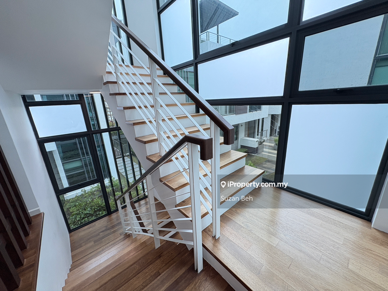 Bungalow House for Sale in The Light Collection 3 Storey Water Villa For Sale, Gelugor by Suzan Beh - iProperty.com.my