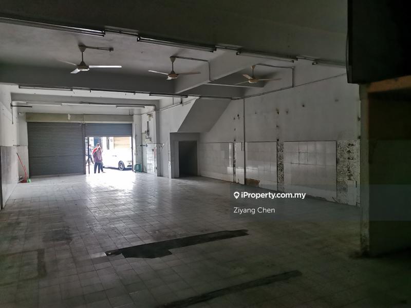 Shop / Office untuk Disewa di Bandar Pinggiran Subang, Shah Alam oleh Ziyang Chen - iProperty.com.my