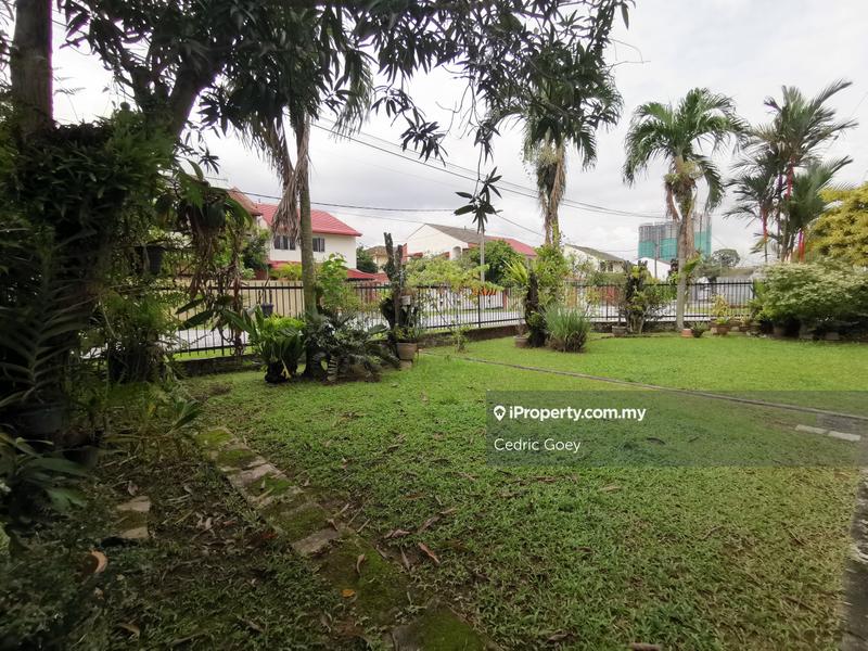 Bungalow House for Sale in Bukit Indah, Jalan Klang Lama (Old Klang Road) by Cedric Goey - iProperty.com.my