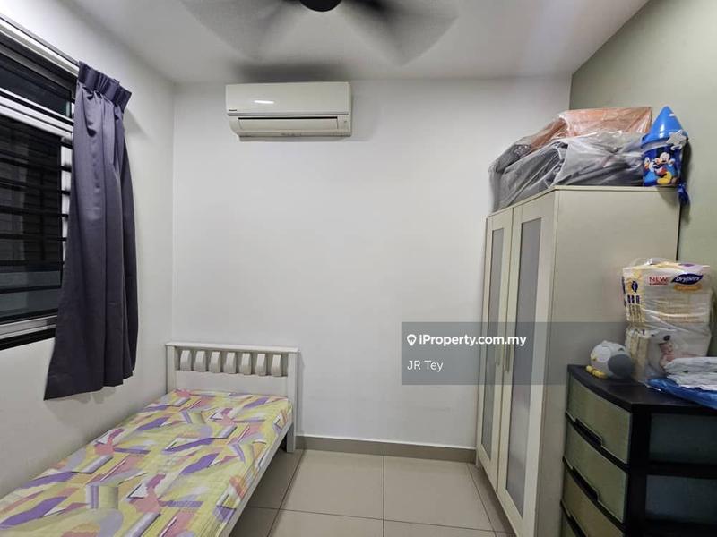 Residensi Servis untuk Dijual di V-Residensi 2 oleh JR Tey - iProperty.com.my