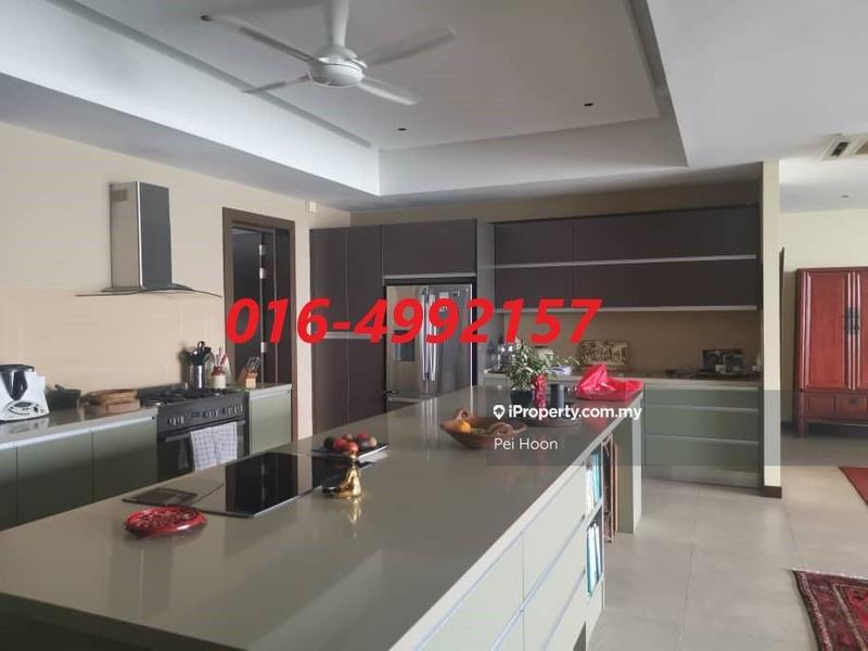 For Sale - Infinity Beachfront Condominium