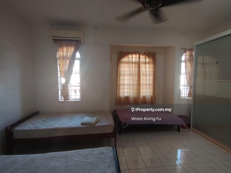 2-storey Terraced House for Sale in Seremban 3, Rasah by Vincent Fu - Bedroom - iProperty.com.my