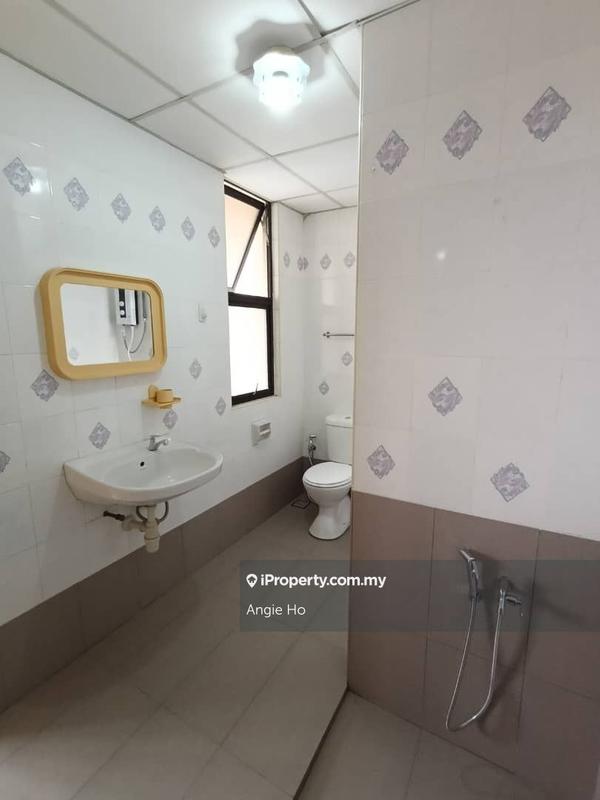 Kondominium untuk Dijual di Mutiara Oriental oleh Angie Ho - iProperty.com.my
