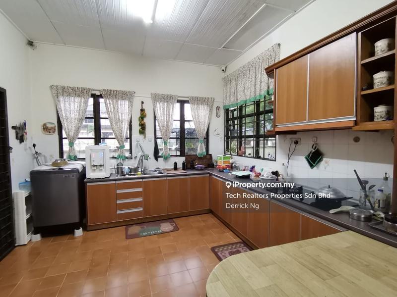 Banglo untuk Dijual di Cinta Sayang Golf Club, Sungai Petani oleh Derrick Ng - iProperty.com.my